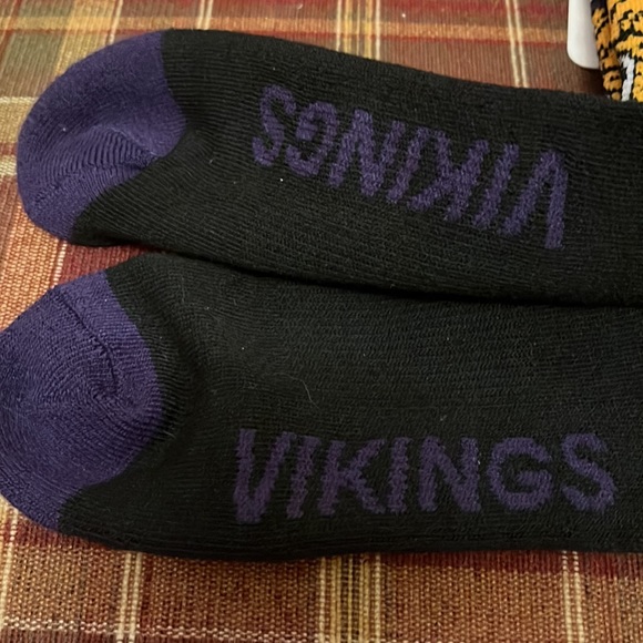 NWT Minnesota Vikings Socks - Picture 3 of 6